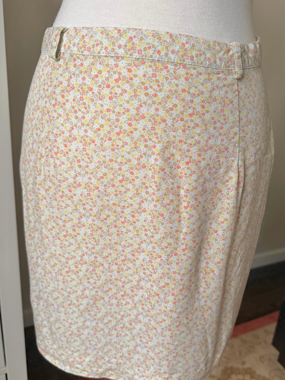GAP Cottagecore Blue Floral Mini Skirt  with Pink and Yellow Flowers 8